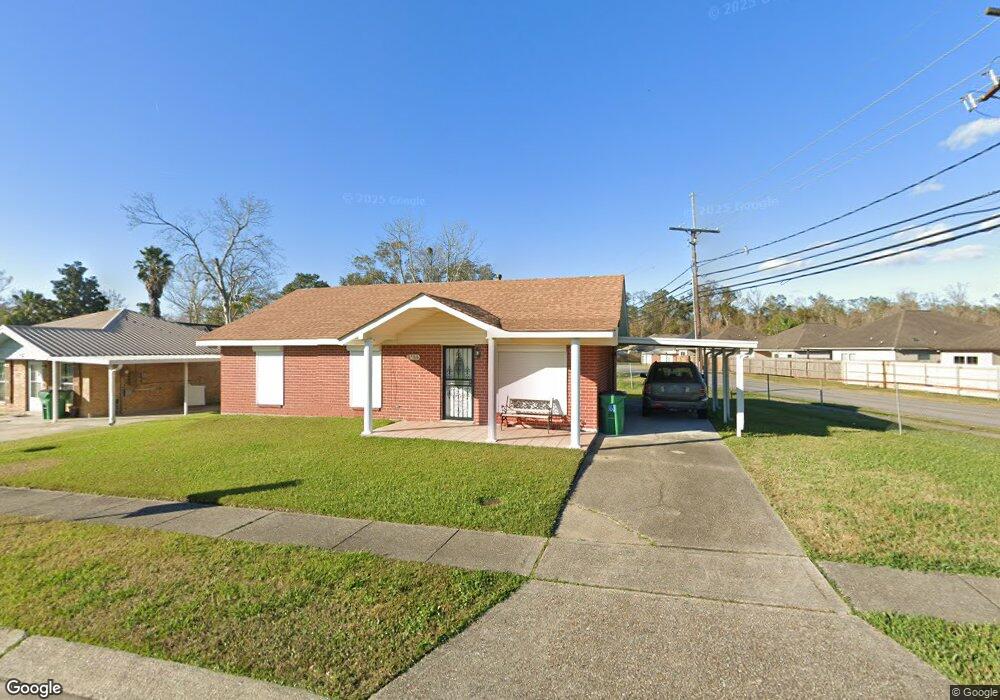 2700 Sieglinde Ct, Marrero, LA 70072 - photo 1