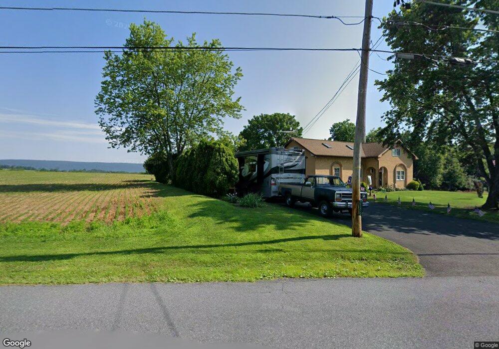 2170 W Dell Rd, Bath, PA 18014 - photo 1