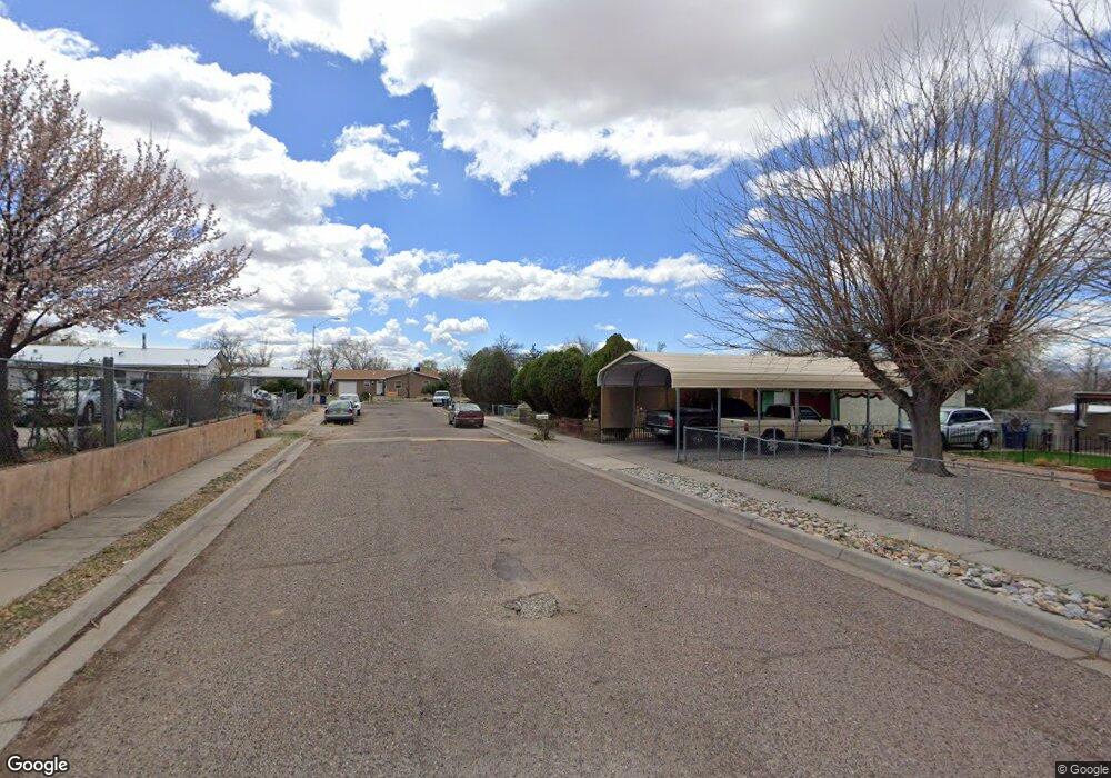 1717 Meadow View Ave, Espanola, NM 87532 - photo 1