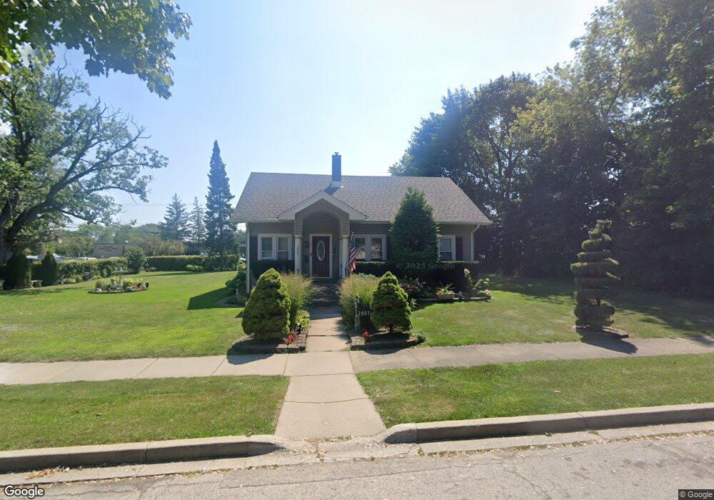 2007 Lloyd Ave, Waukegan, IL 60085 - photo 1