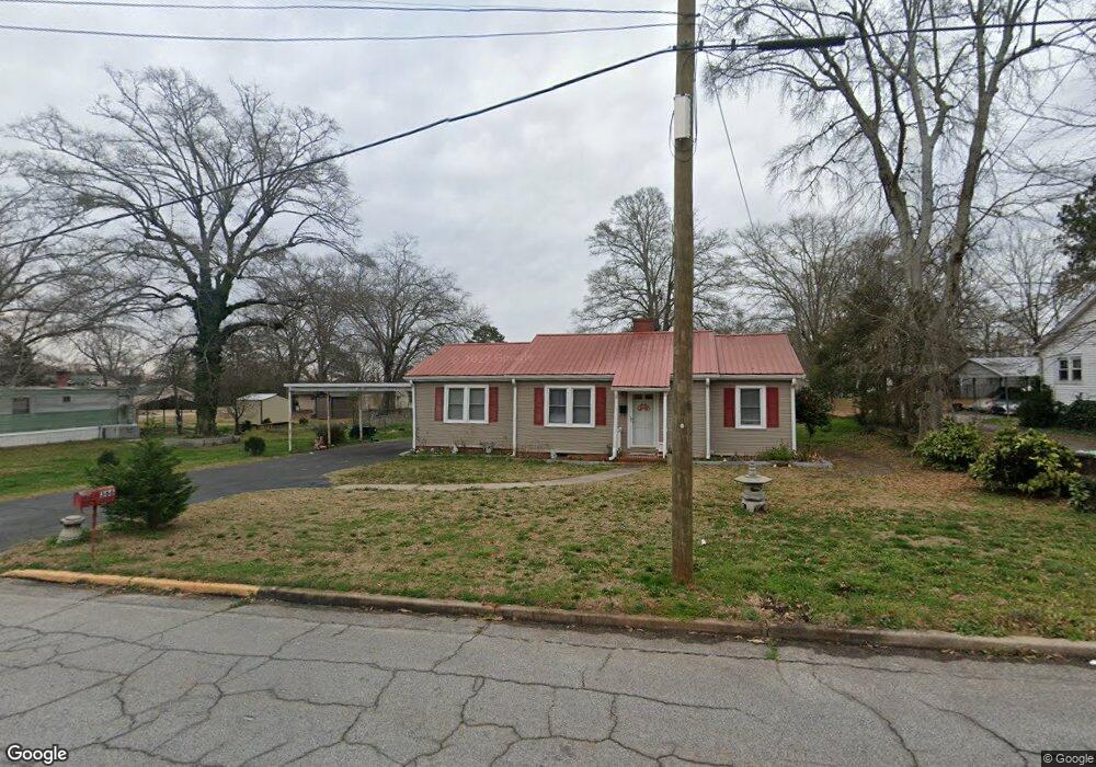 366 Elm St, Elberton, GA 30635 - photo 1