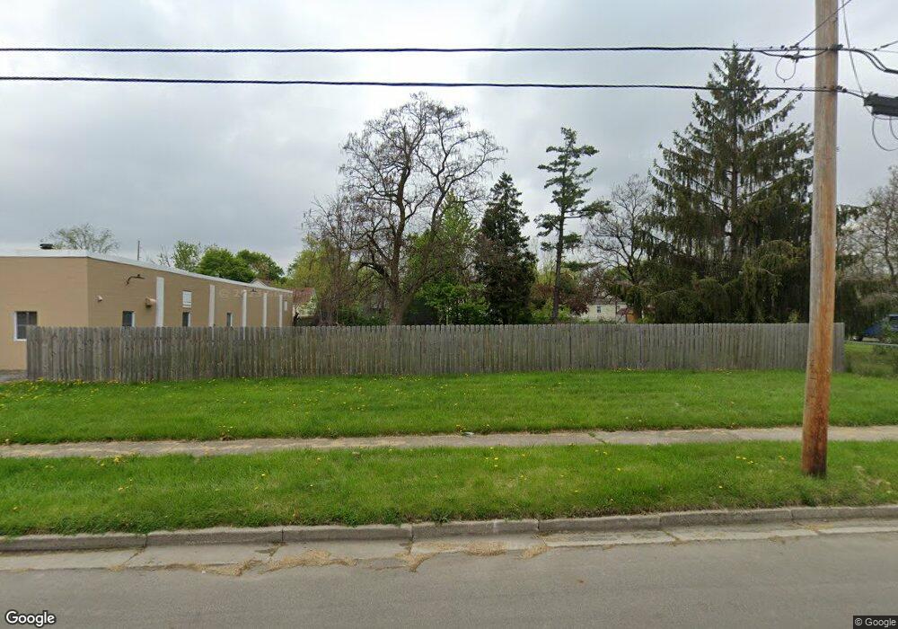 618 Oak St, Adrian, MI 49221 - photo 1