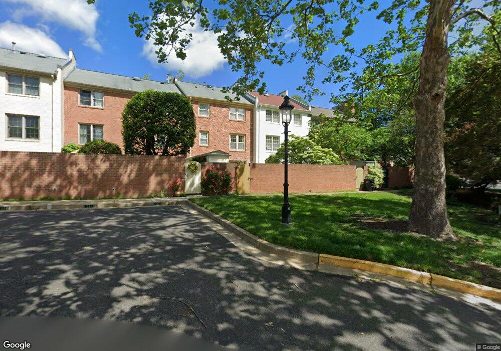 8415 Willow Forge Rd, Springfield, VA 22152 - photo 1