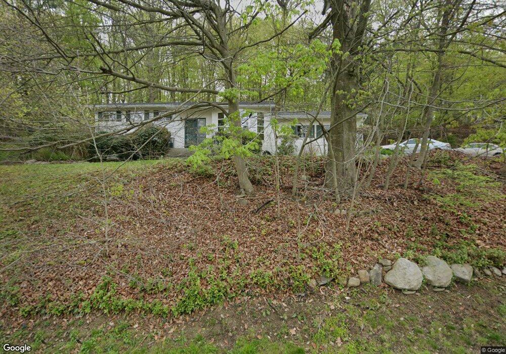 2190 van Cortlandt Cir, Yorktown Heights, NY 10598 - photo 1
