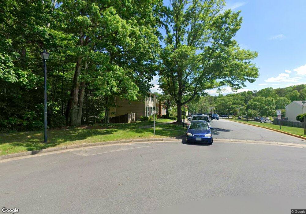 8603 Spring Creek Ct, Springfield, VA 22153 - photo 1