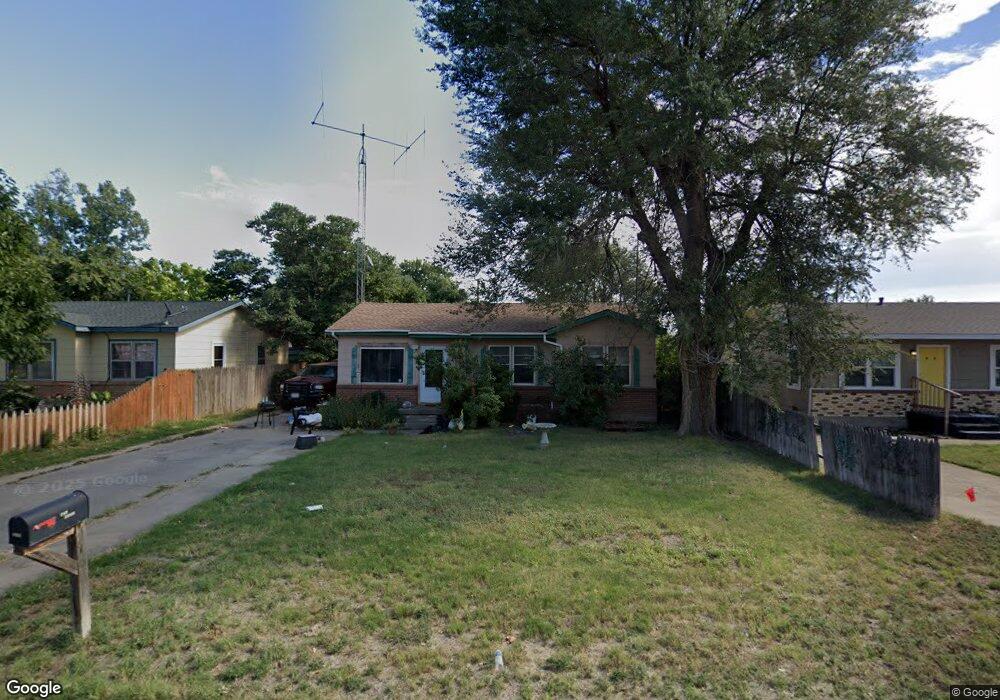 218 Peach Ave, Dumas, TX 79029 - photo 1