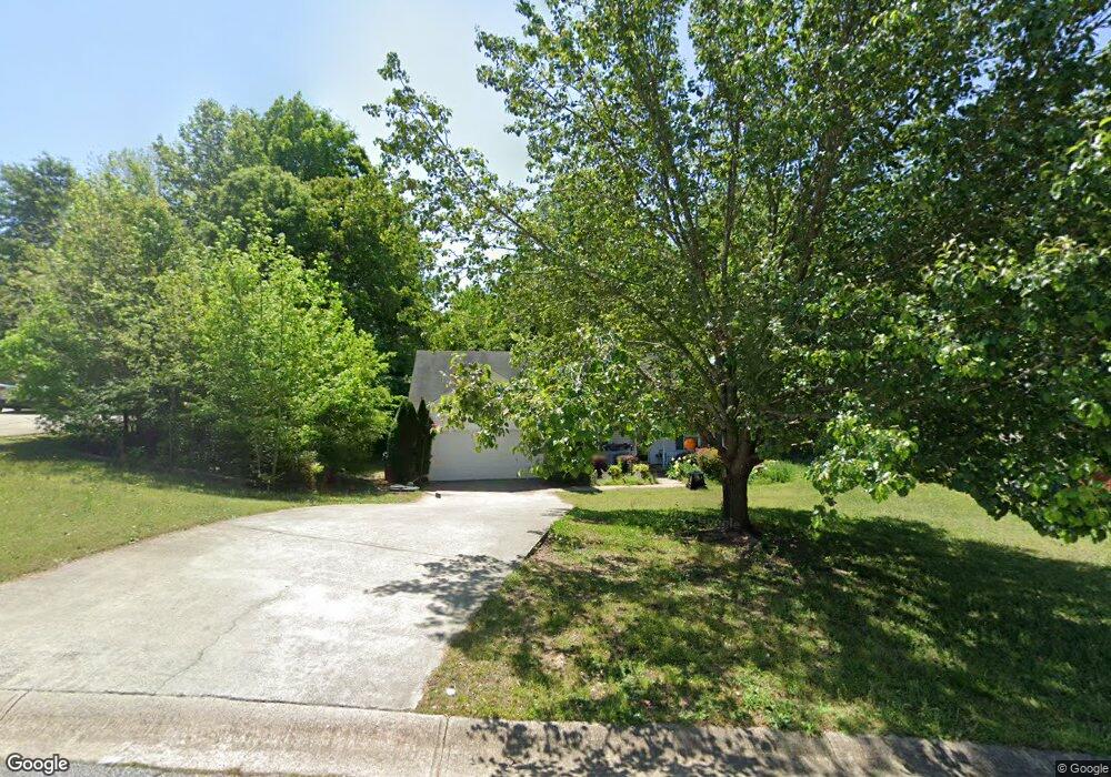 854 Broken Arrow Ln unit 2, Winder, GA 30680 - photo 1