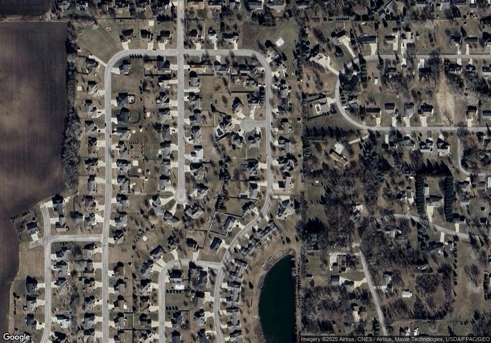 1102 26th St SW, Austin, MN 55912 - photo 1