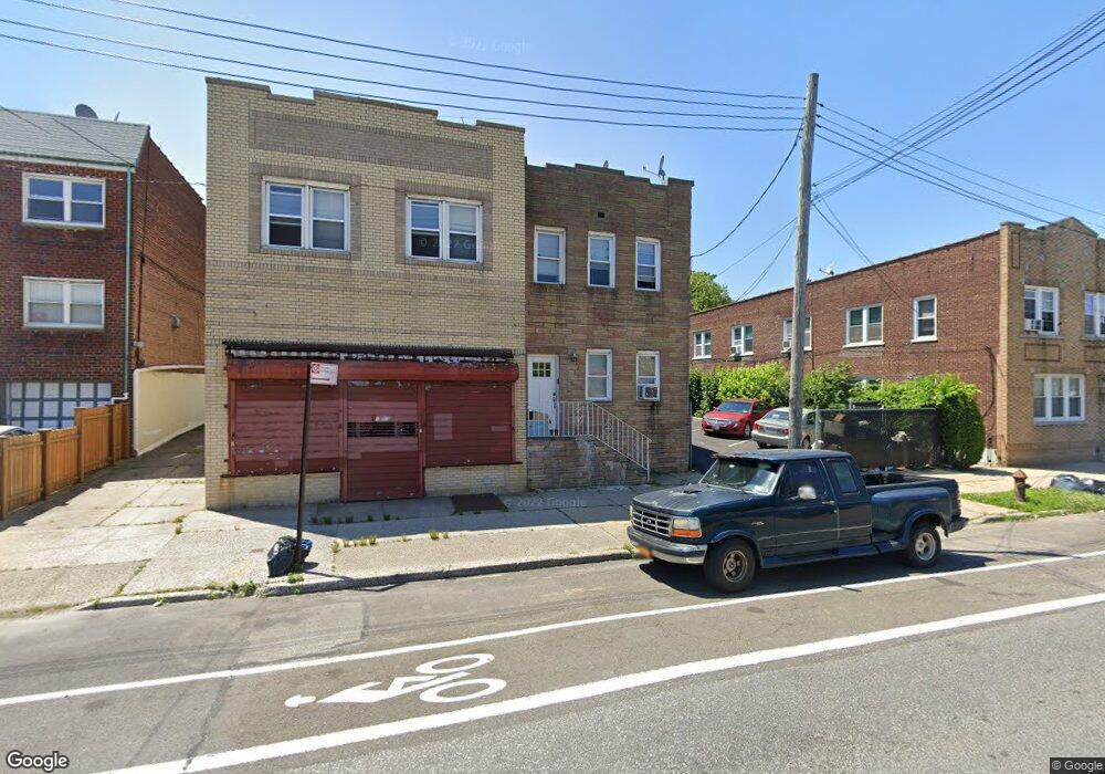 61-38 164th St, Fresh Meadows, NY 11365 - photo 1