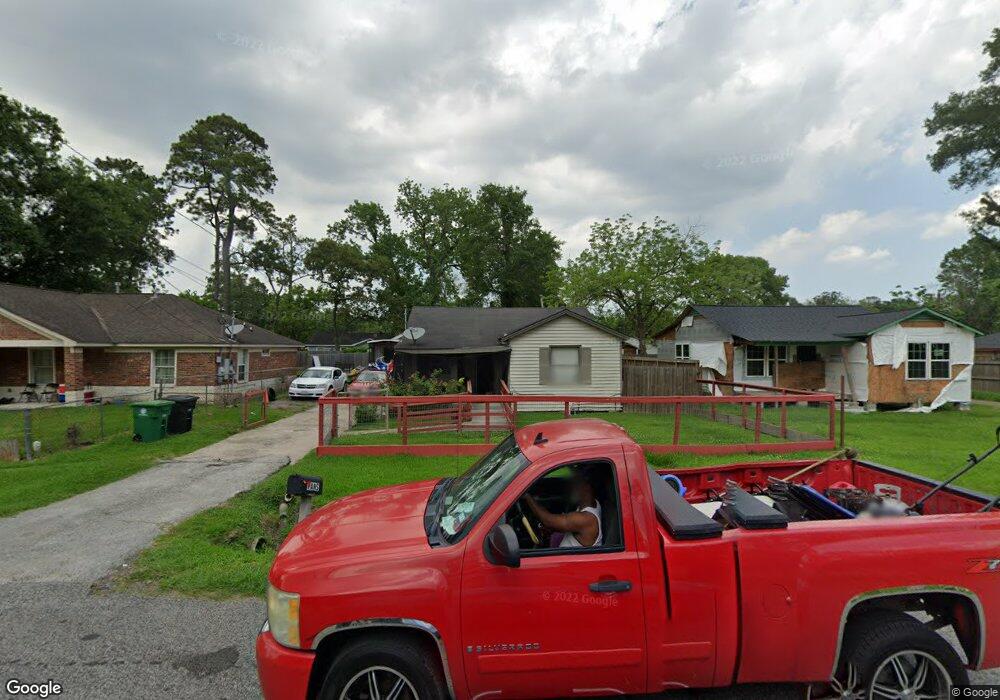 7209 W Knoll St, Houston, TX 77028 - photo 1