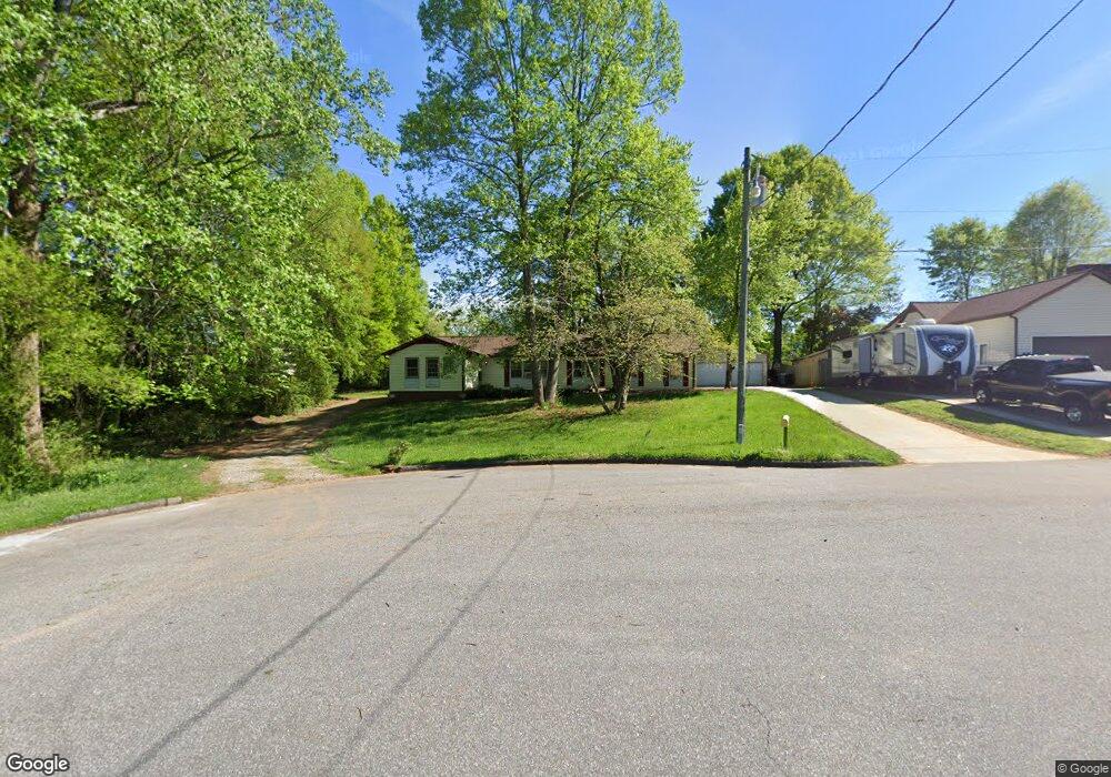 510 Coolidge Ct, Statesville, NC 28677 - photo 1