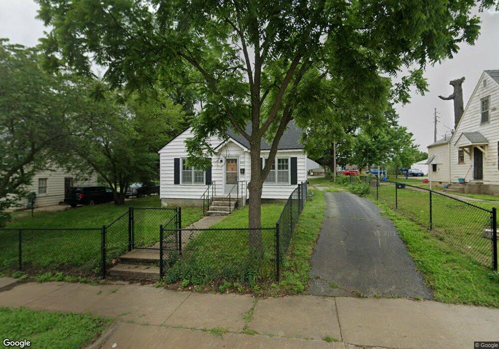 1307 W Central Ave, Carthage, MO 64836 - photo 1