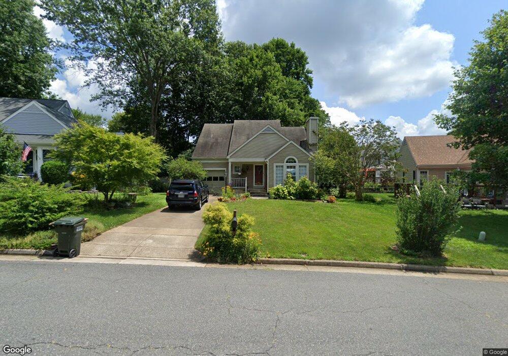 15052 Holleyside Dr, Dumfries, VA 22025 - photo 1