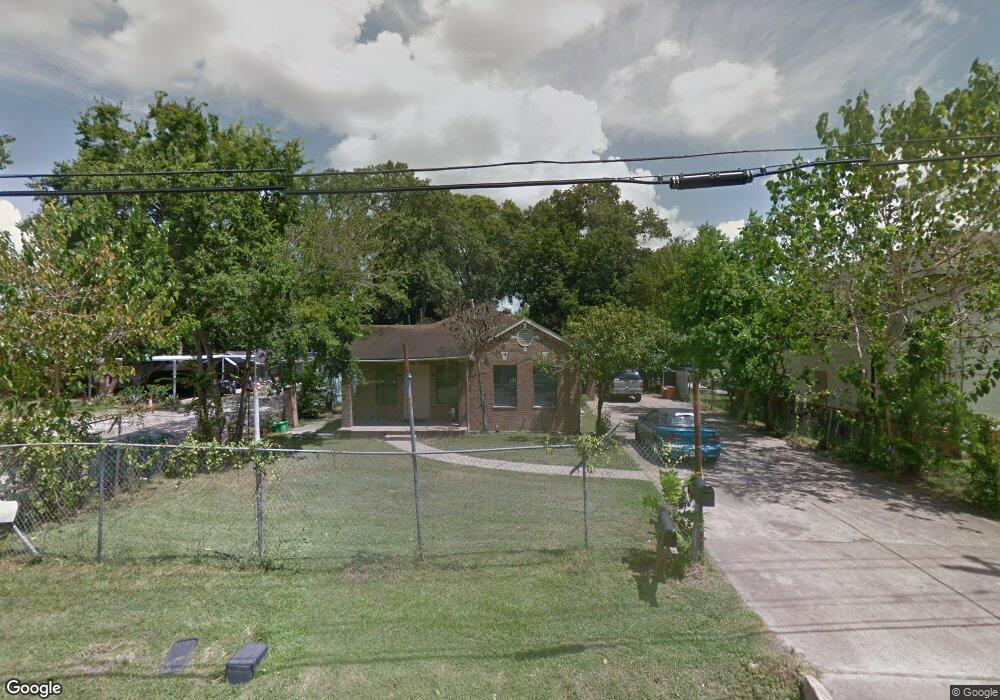 7831 Detroit St, Houston, TX 77017 - photo 1