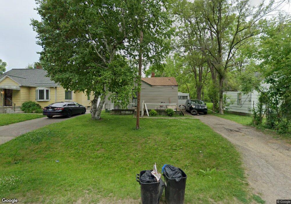 1031 E Downey Ave, Flint, MI 48505 - photo 1