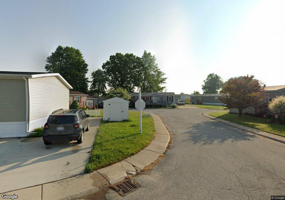 627 Red Pine Dr, Flint, MI 48506 - photo 1