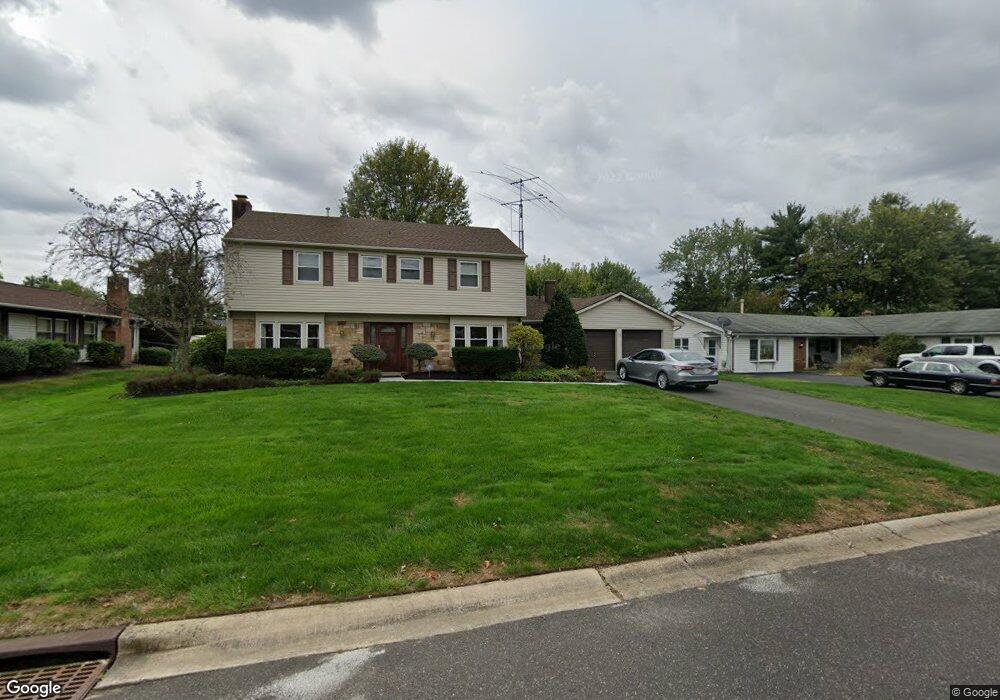 22 Club House Dr, Willingboro, NJ 08046 - photo 1