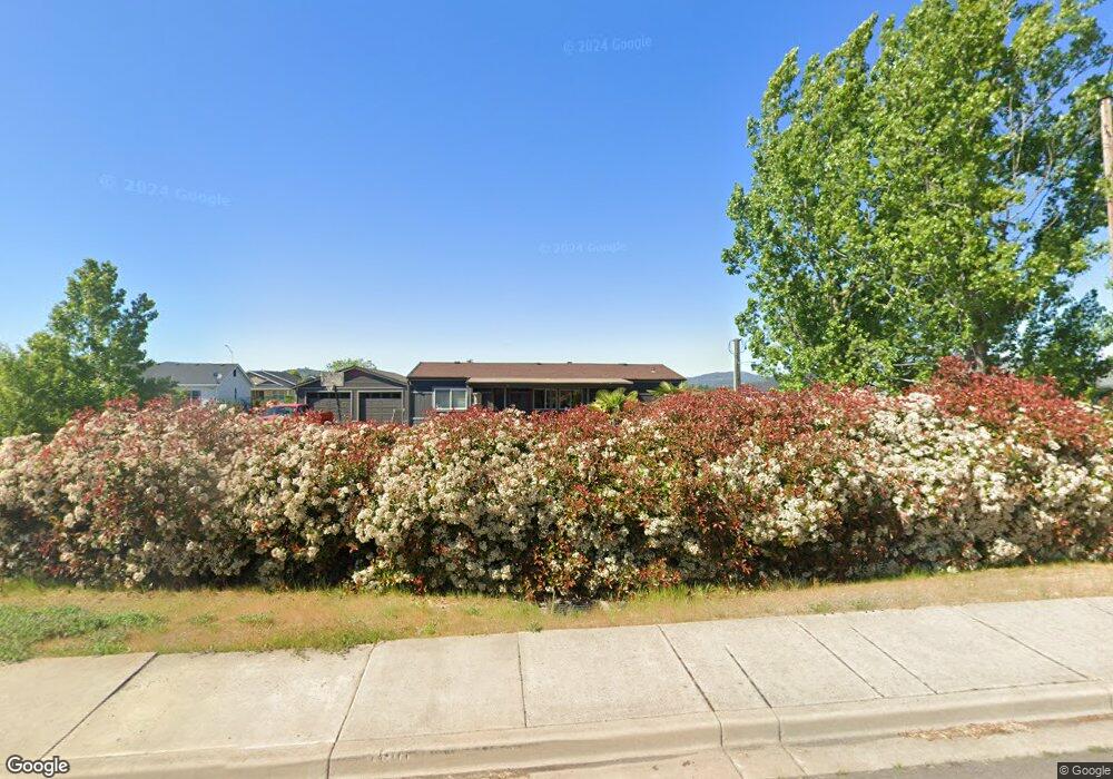 3995 Avenue H, White City, OR 97503 - photo 1