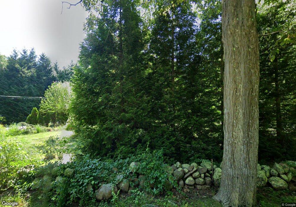 10 Saunders Hollow Rd, Old Lyme, CT 06371 - photo 1