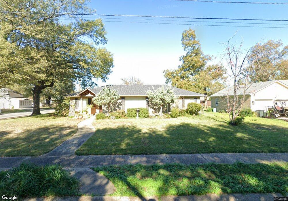 418 W 11th St, Stuttgart, AR 72160 - photo 1