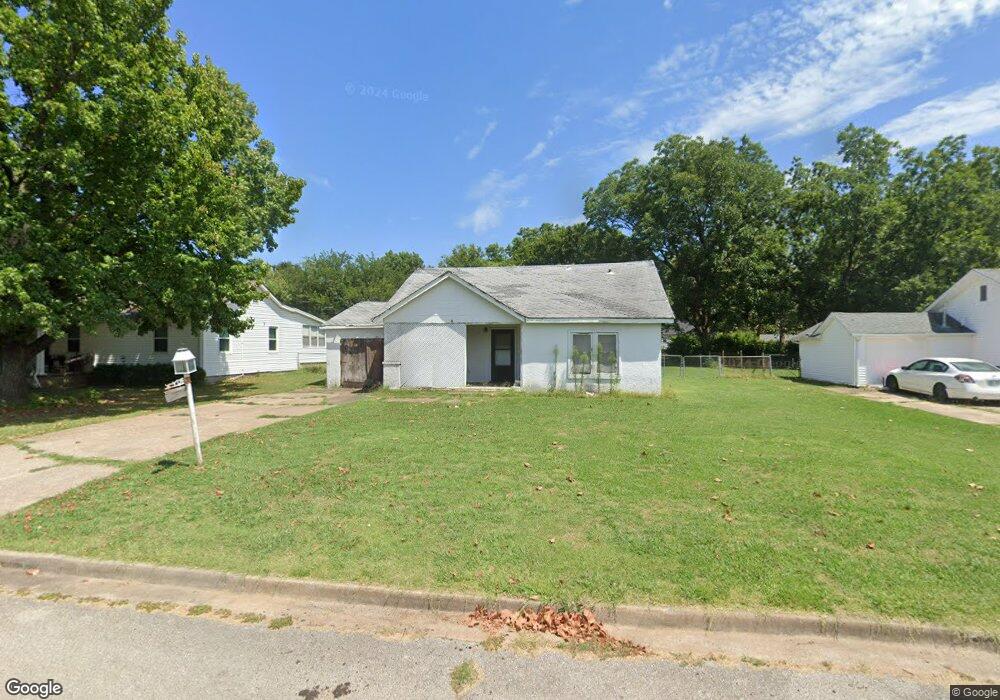 711 N Birch Ave, Broken Arrow, OK 74012 - photo 1