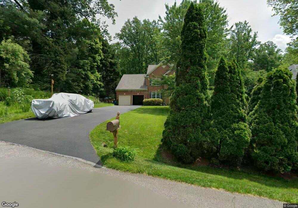 4705 Groves Ln, Fairfax, VA 22030 - photo 1