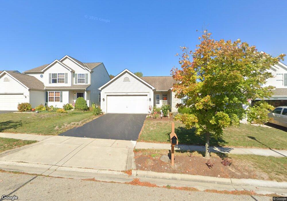 1614 Grove Hill Dr, Columbus, OH 43240 - photo 1