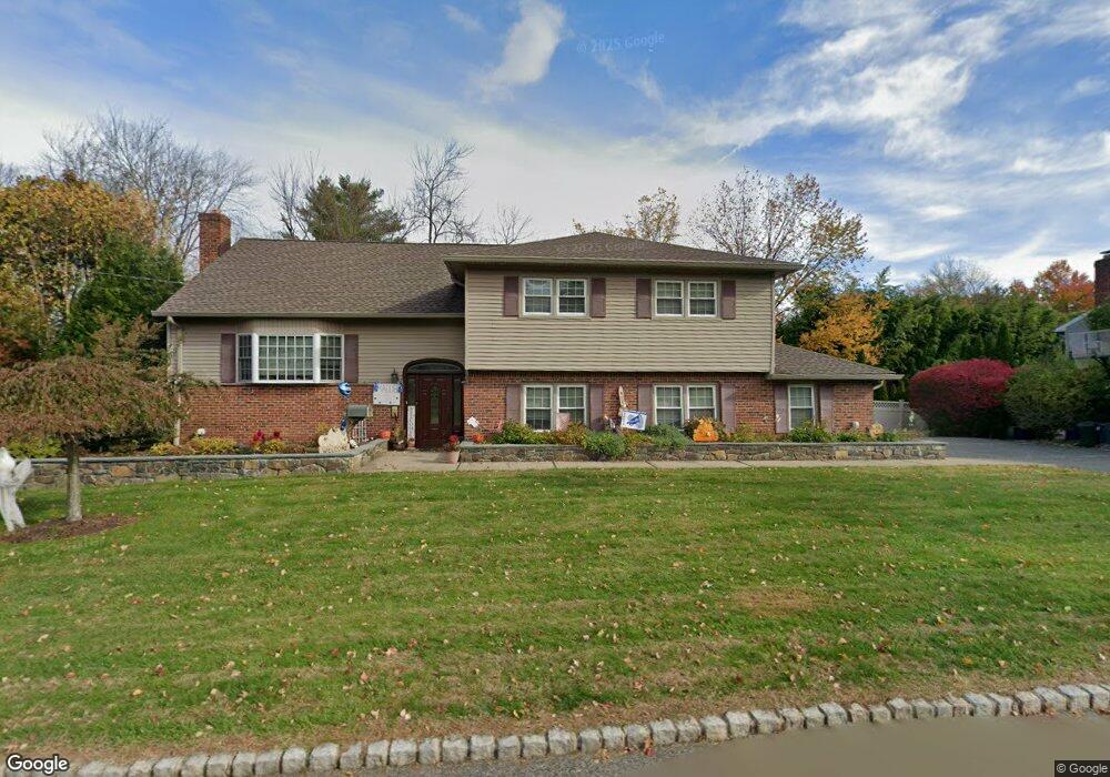 7 Nutting Place, West Caldwell, NJ 07006 - photo 1