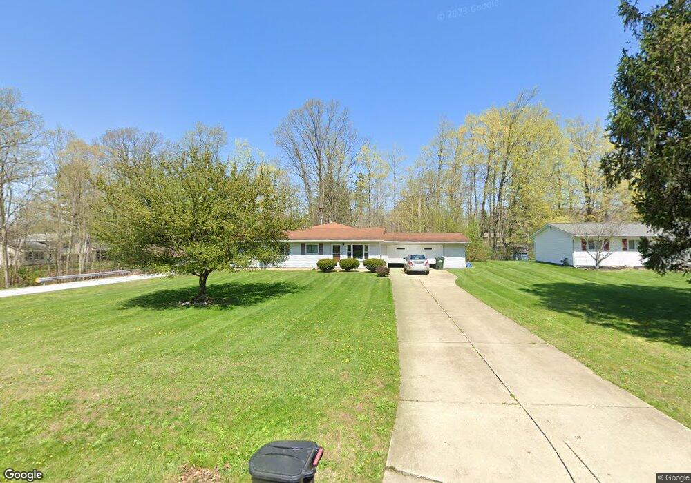 620 Sherwood Dr, Aurora, OH 44202 - photo 1