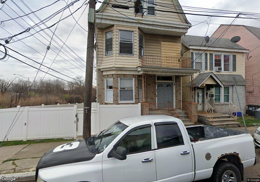 663 Irvine Turner Blvd unit 2, Newark, NJ 07112 - photo 1