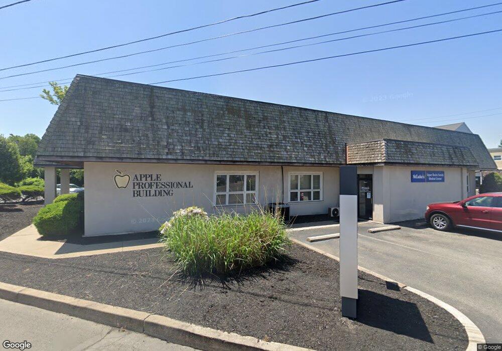 200 Apple St unit 3, Quakertown, PA 18951 - photo 1