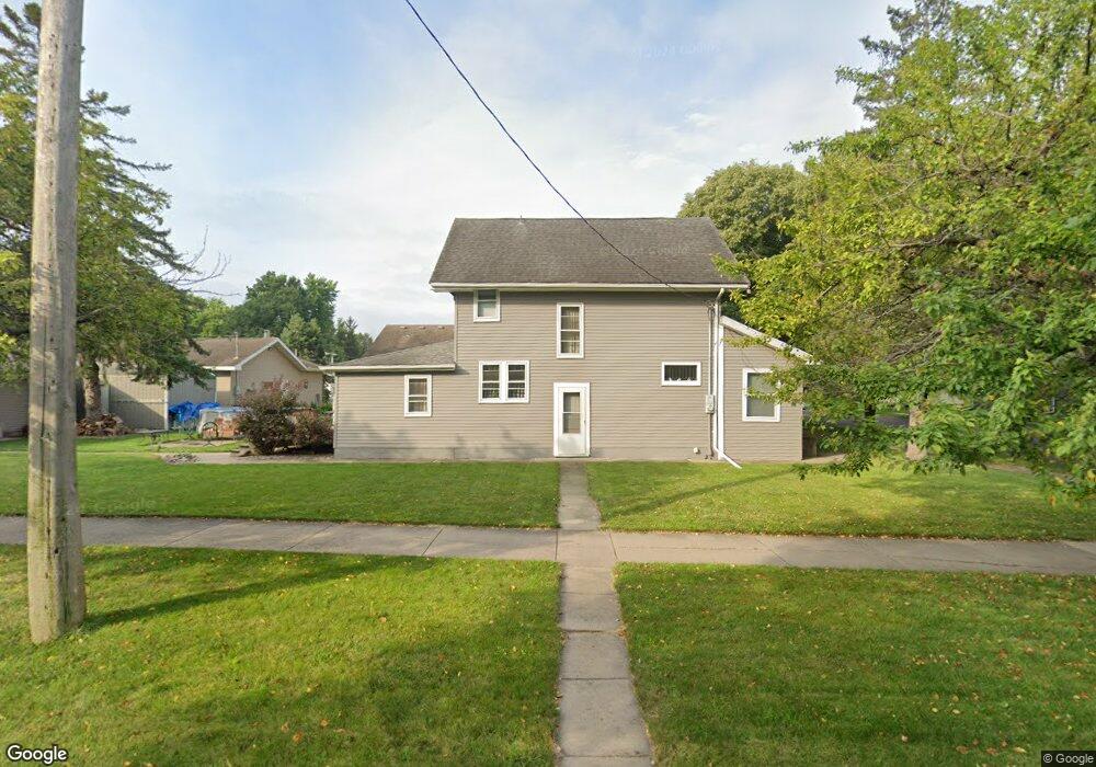 1119 N 4th St, Mankato, MN 56001 - photo 1