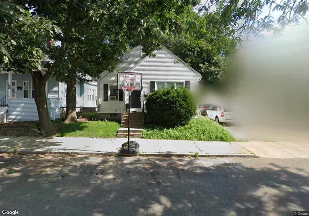 38 Kenneth St, Lawrence, MA 01843 - photo 1