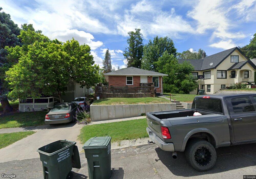 605 NW 10th St, Pendleton, OR 97801 - photo 1