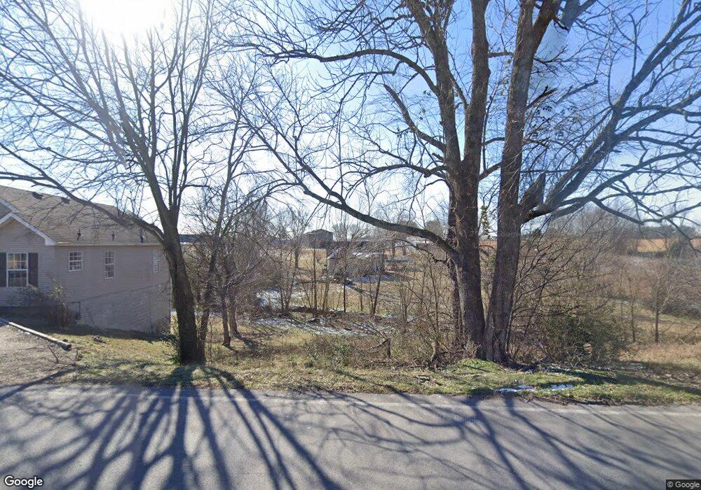 499 Brattontown Cir, Lafayette, TN 37083 - photo 1