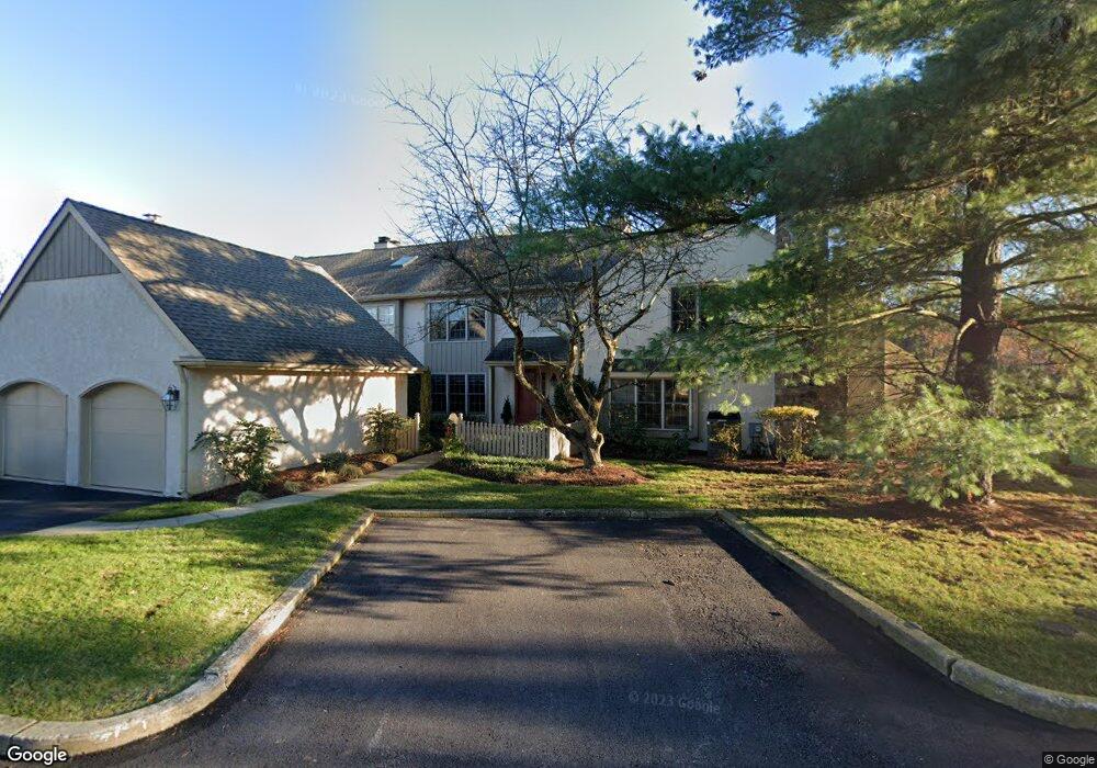 472 Chandlee Dr, Berwyn, PA 19312 - photo 1