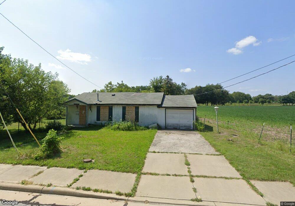 581 Milburn Ave, Marion, OH 43302 - photo 1