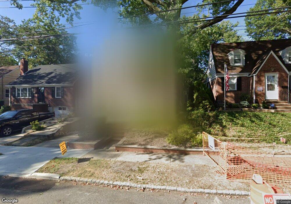 189 Kemball Ave, Staten Island, NY 10314 - photo 1