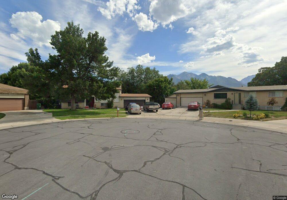 1569 Boysenberry Cir, Sandy, UT 84093 - photo 1
