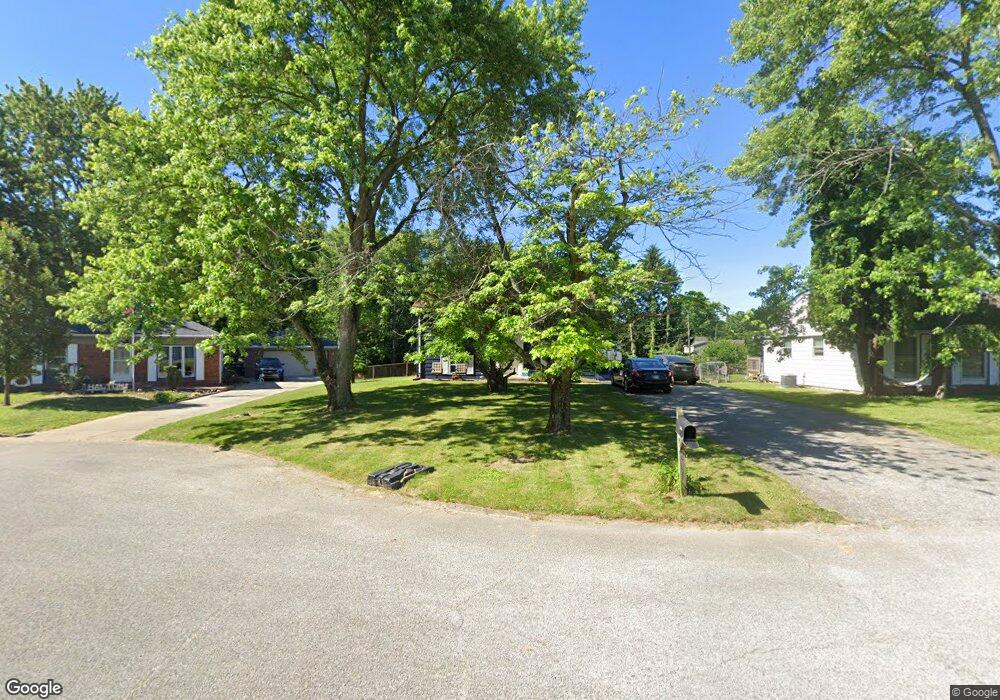 1513 Sheri Cir, Plainfield, IN 46168 - photo 1