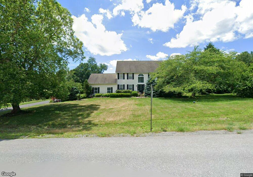 2241 Suburban Ln, Effort, PA 18330 - photo 1