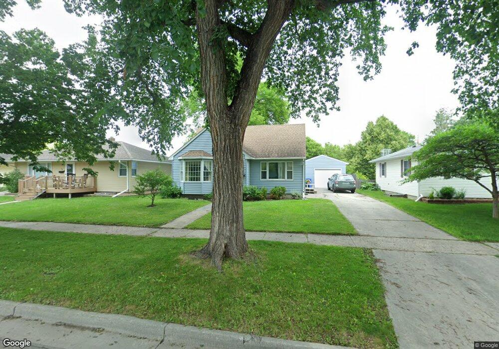 69 18th Ave N, Fargo, ND 58102 - photo 1