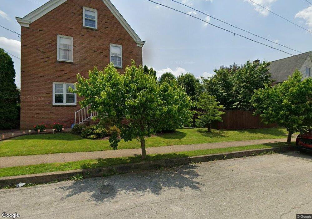 421 Walnut St unit BLK5, Latrobe, PA 15650 - photo 1