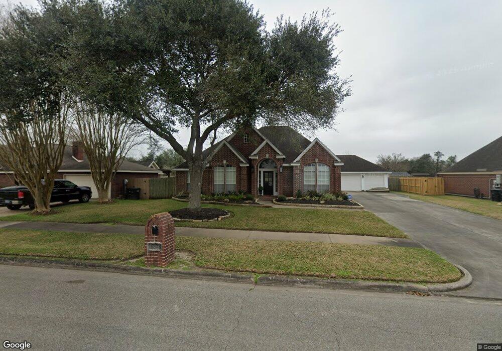 2425 Ryan Dr, Alvin, TX 77511 - photo 1
