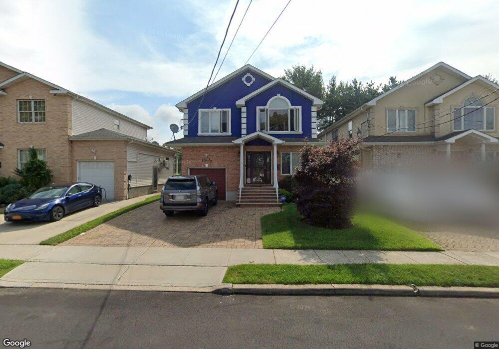 90 Barrymore Blvd, Franklin Square, NY 11010 - photo 1