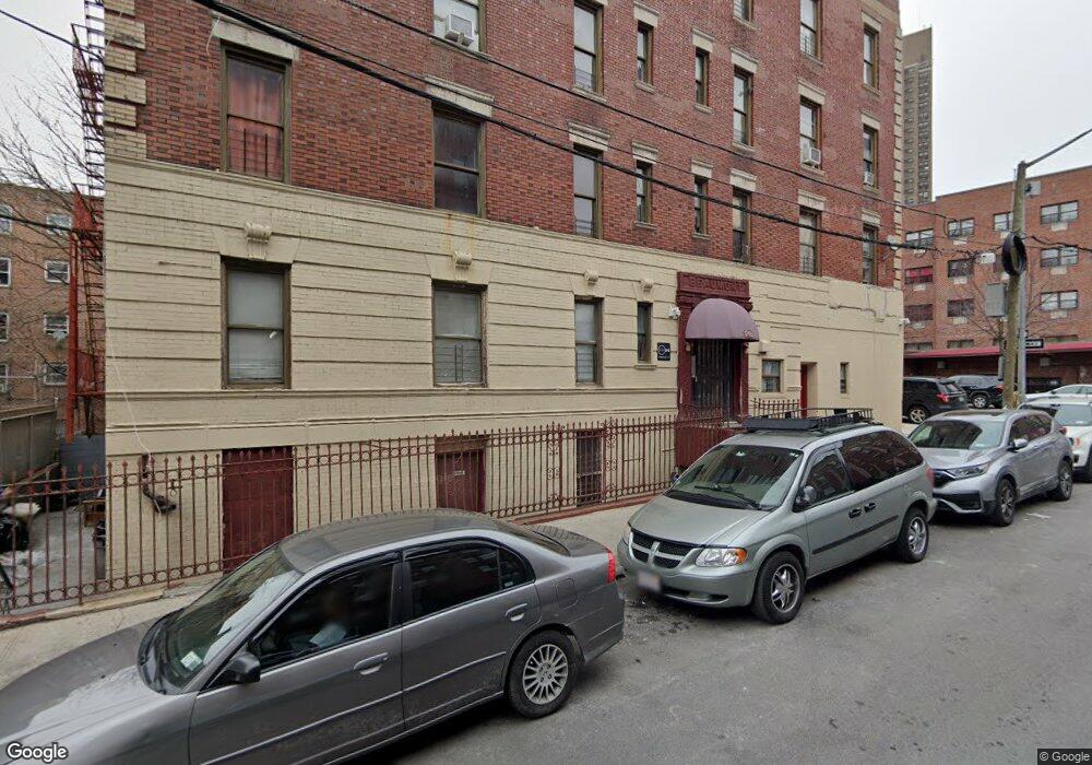 693 E 189th St unit 14, Bronx, NY 10458 - photo 1