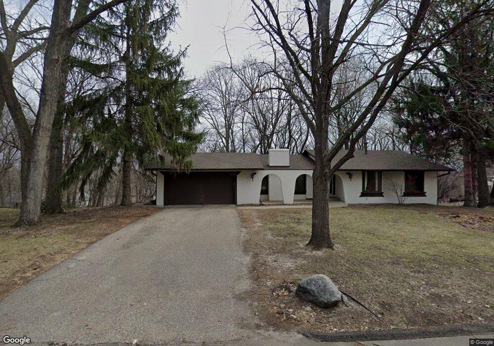 5329 Sequoia Dr, Minnetonka, MN 55345 - photo 1