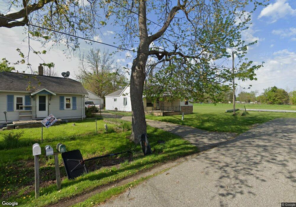 1139 W Whittemore Ave, Flint, MI 48507 - photo 1