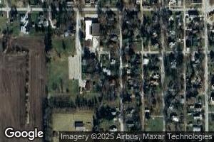 304 S Hopkins St, Newman, IL 61942
