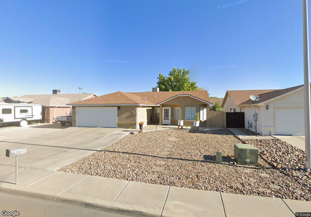 3912 Windsor Dr, Farmington, NM 87402 - photo 1